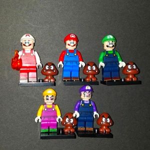 New Mario Bros 5 mini figure set